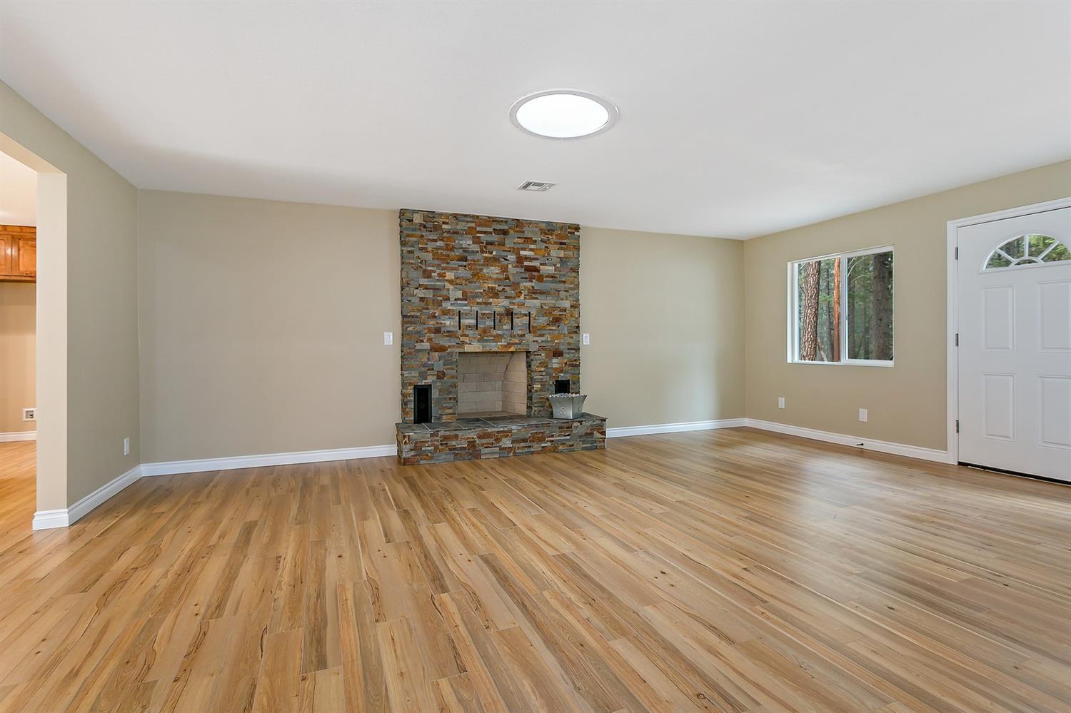 372 Colin Road Grants Pass, OR 97527 - Photo 5 of 34 Additional Photo