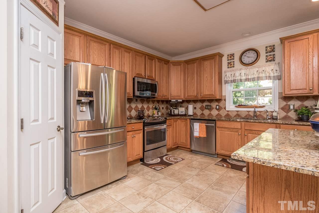 3220 Queensland Road Raleigh, NC 27614 - Photo 6 of 30