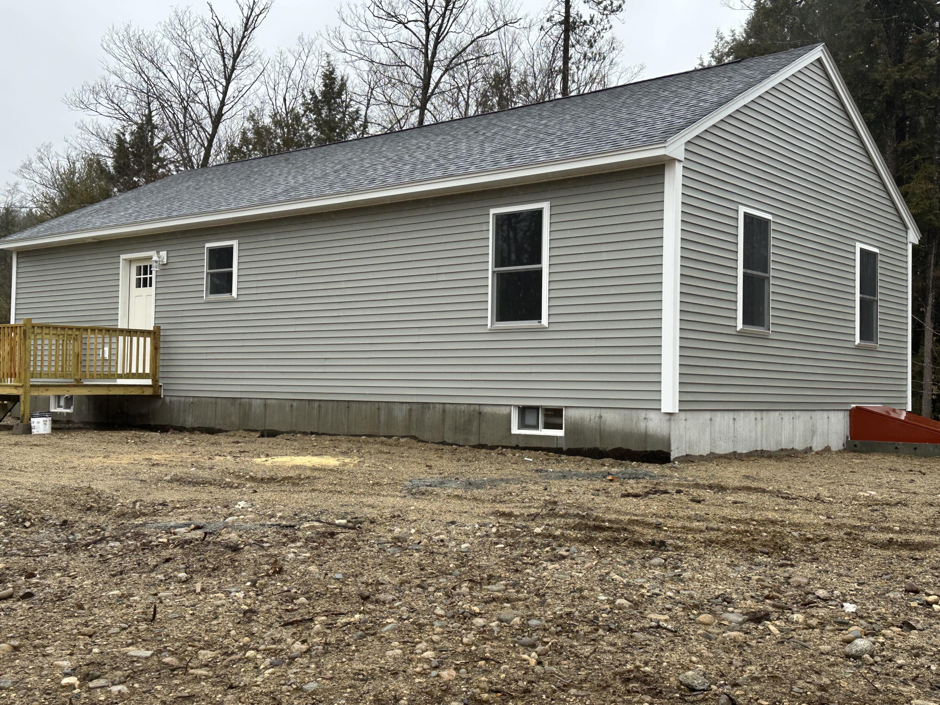 41 Quarry Road Limerick, ME 04048 - Photo 2 of 11 41 Quarry Road side exterior