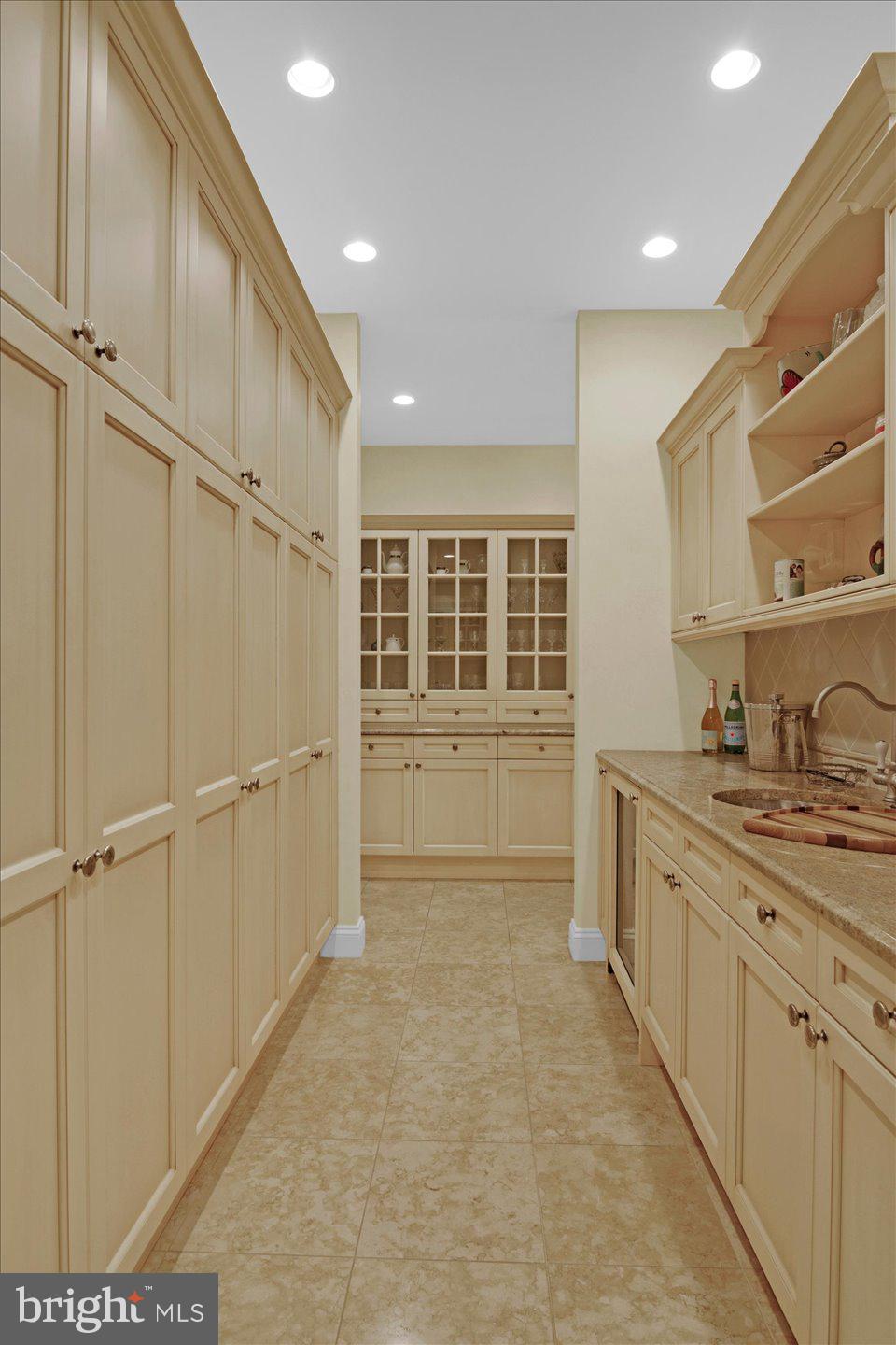 1141 Barbara Drive Cherry Hill, NJ 08003 - Photo 29 of 102 Lovely display cabinets