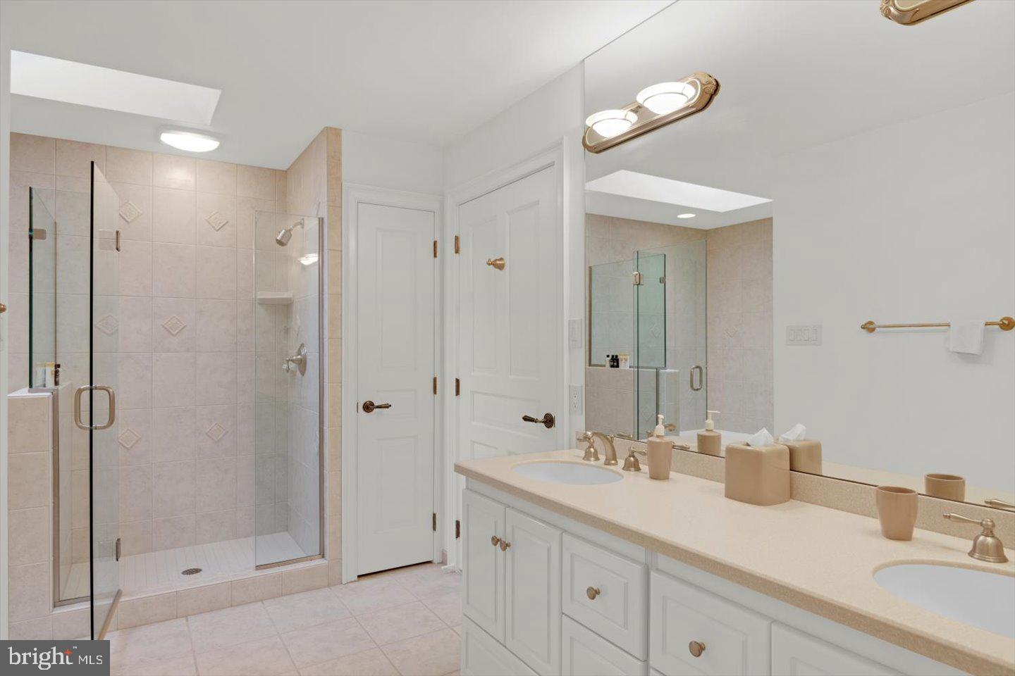 1141 Barbara Drive Cherry Hill, NJ 08003 - Photo 69 of 102 Hall bath with custom vanity and granite
