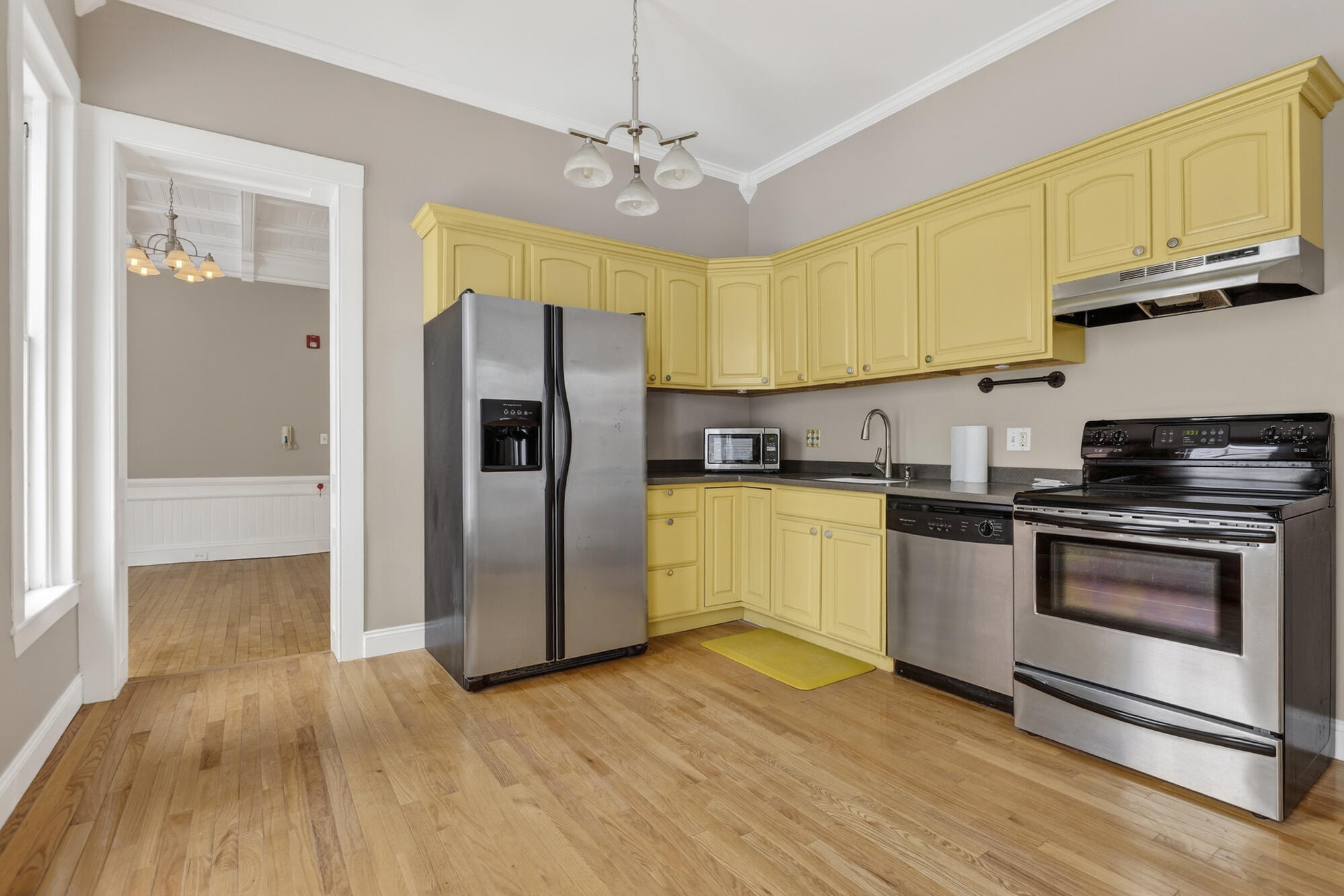 117 Pine Street, Unit 2 Portland, ME 04102 - Photo 9 of 34 117 Pine St_1A_08