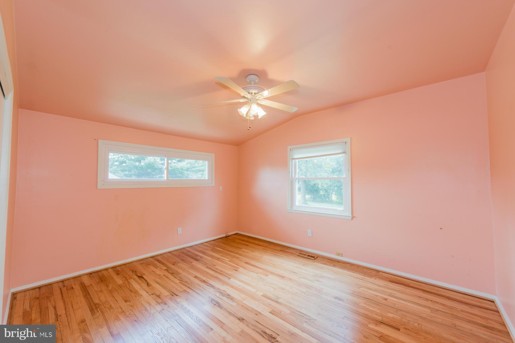 8515 Charlton Road Randallstown, MD 21133 - Photo 10 of 20 Owner's Suite