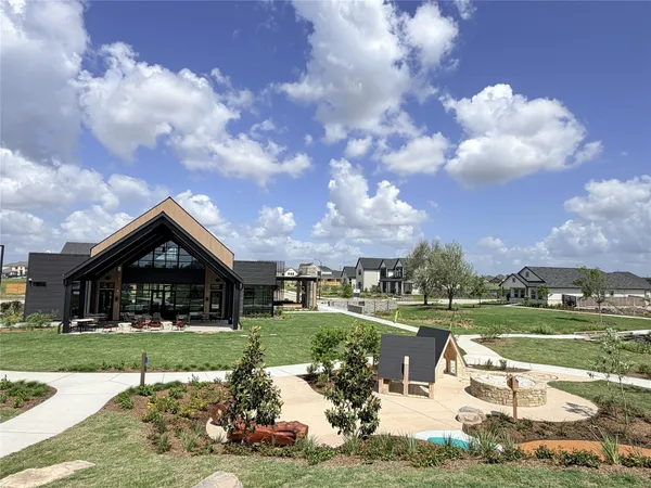 $2,600 | 10702 Ursa Street, Richmond, TX 77469