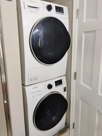 a close up view of washer and dryer
