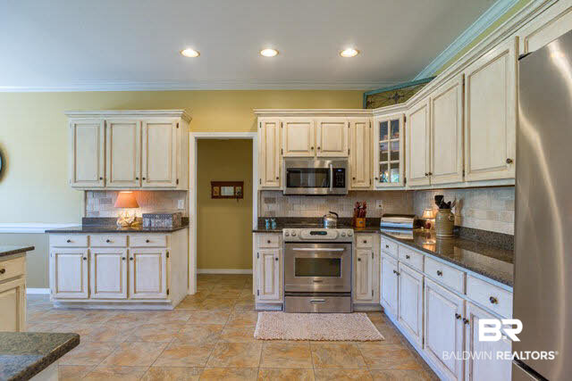 9462 Chamberlain Pass Daphne, AL 36526 - Photo 8 of 26 Kitchen