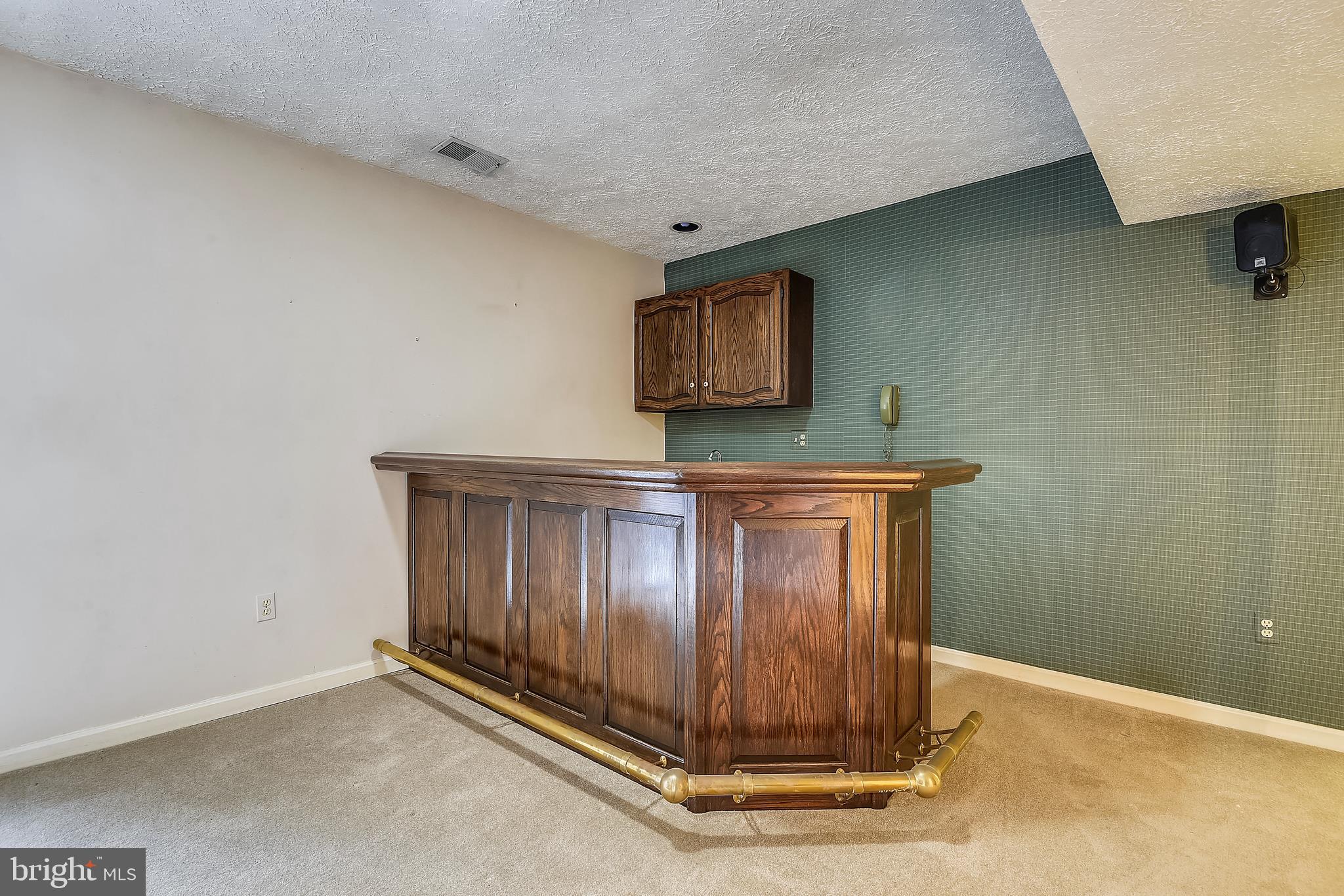 109 Farmgate Lane Silver Spring, MD 20905 - Photo 35 of 50 Wet bar in lower level