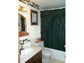 914 West Monticello Road Rochester, IN 46975 - Photo 7 of 8 Gallery Image 7