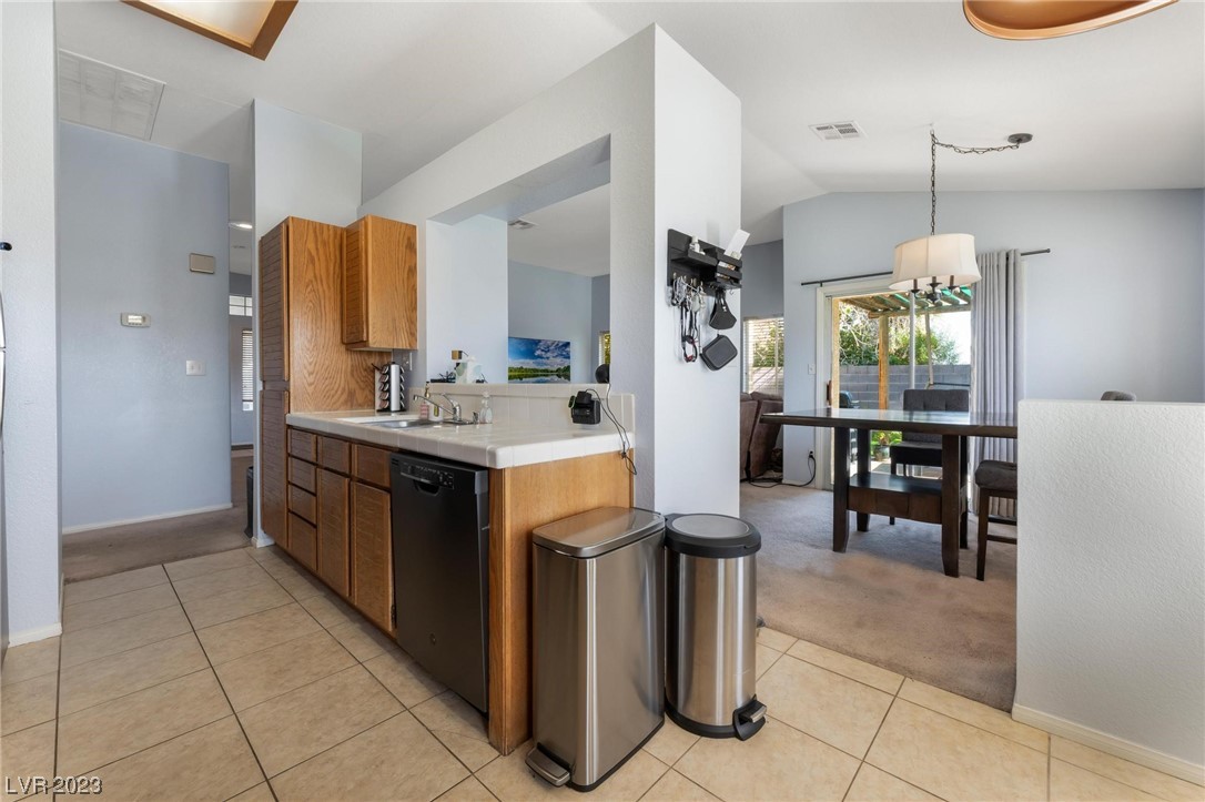 1702 Mayan Court Henderson, NV 89014 - Photo 12 of 33