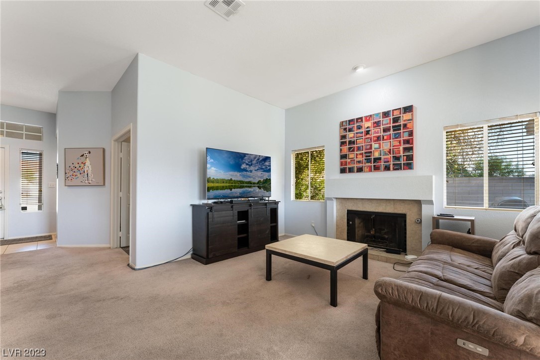 1702 Mayan Court Henderson, NV 89014 - Photo 6 of 33