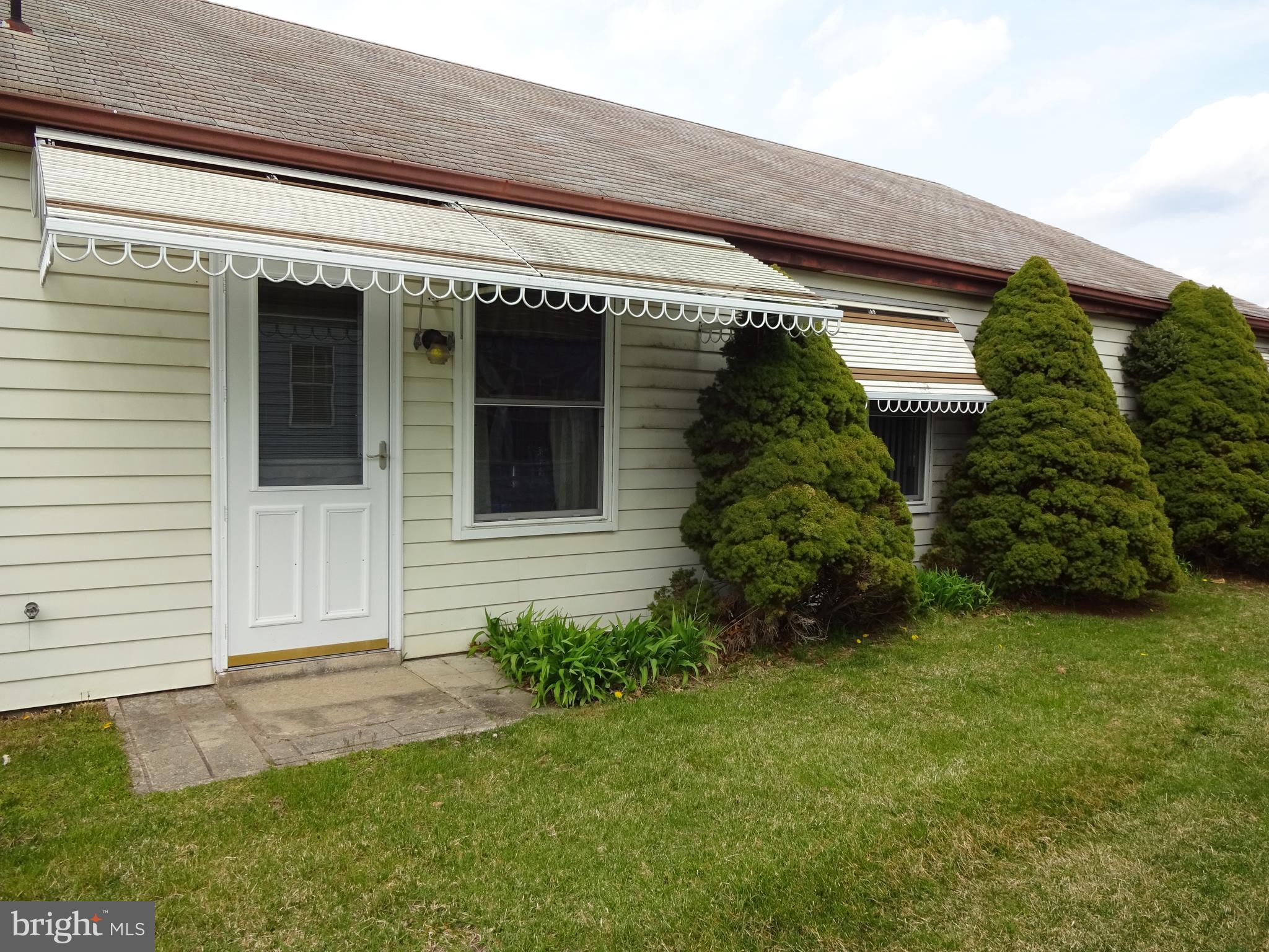 27 Windsor Road Southampton, NJ 08088 - Photo 22 of 24 Kitchen Exterior Door convenient for Grilling