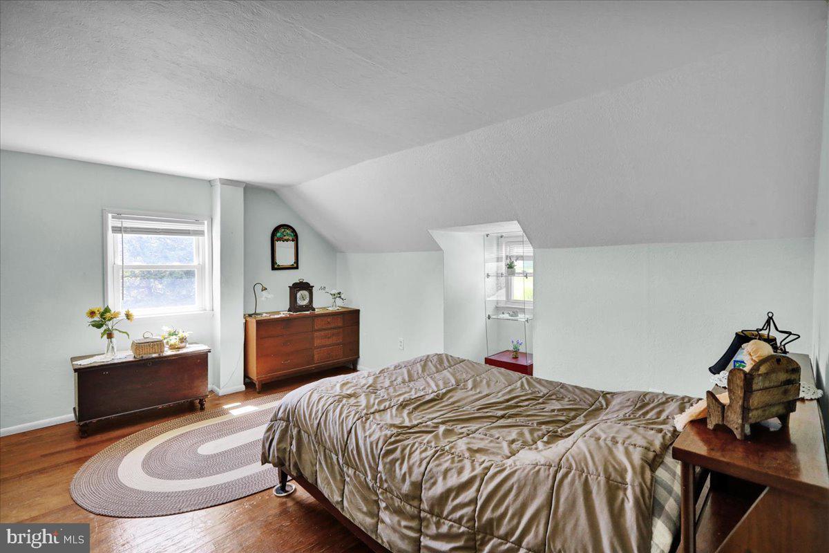 1717 Friedensburg Road Reading, PA 19606 - Photo 35 of 63 a bedroom with a bed and a dresser