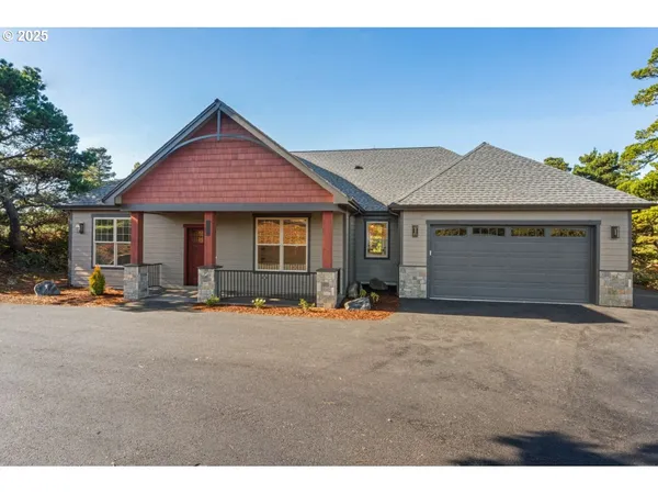 $849,000 | 5216 Dunewood Drive, Florence, OR 97439