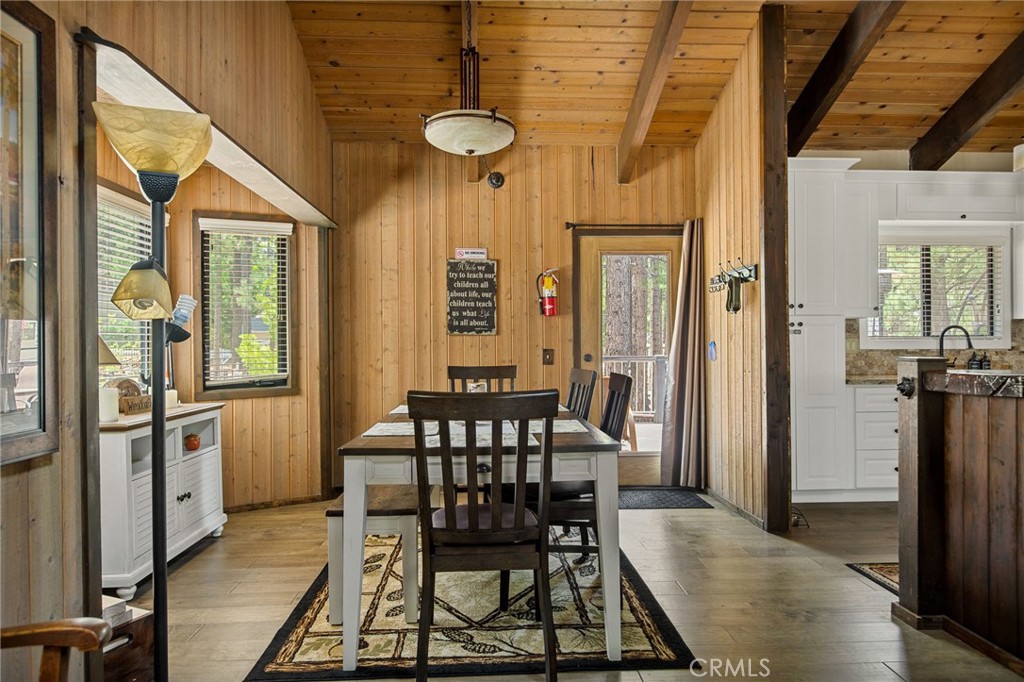 423 Pine View Drive Big Bear City, CA 92314 - Photo 11 of 47