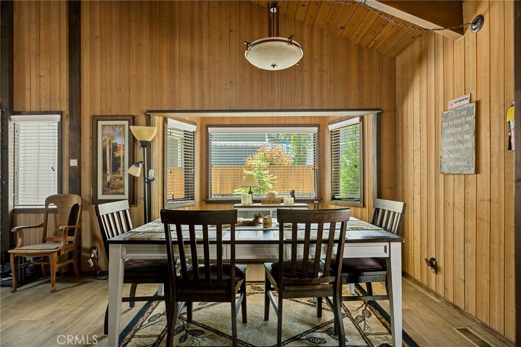 423 Pine View Drive Big Bear City, CA 92314 - Photo 12 of 47