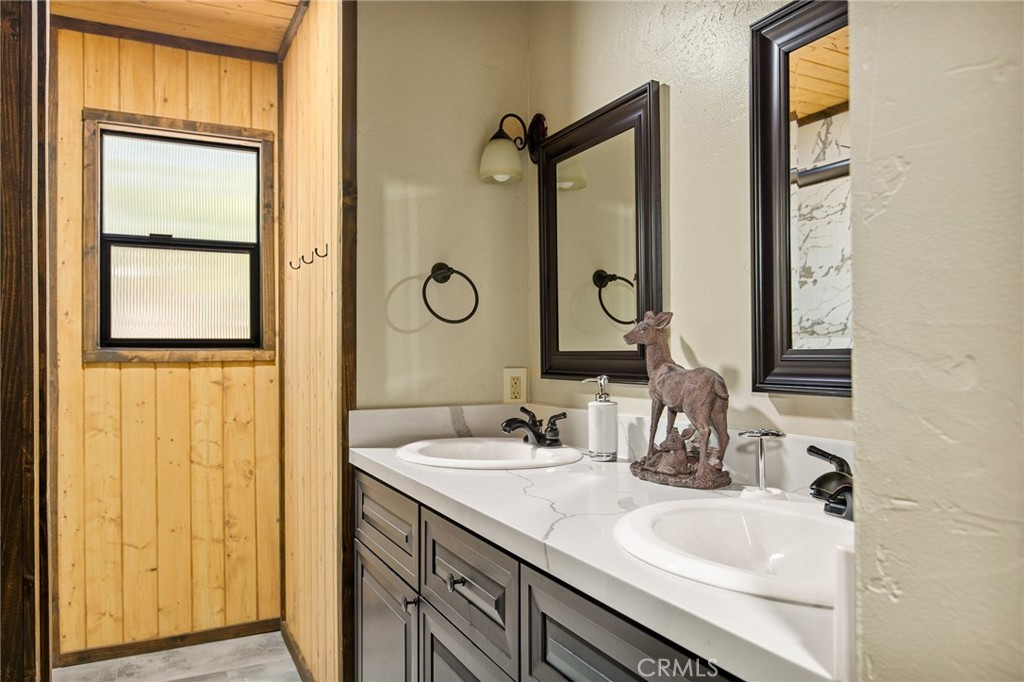 423 Pine View Drive Big Bear City, CA 92314 - Photo 25 of 47