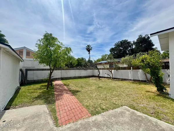 $3,500 | 1554 East Woodbury Road, Pasadena, CA 91104