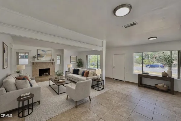 $3,500 | 1554 East Woodbury Road, Pasadena, CA 91104