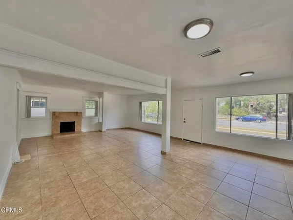 $3,500 | 1554 East Woodbury Road, Pasadena, CA 91104