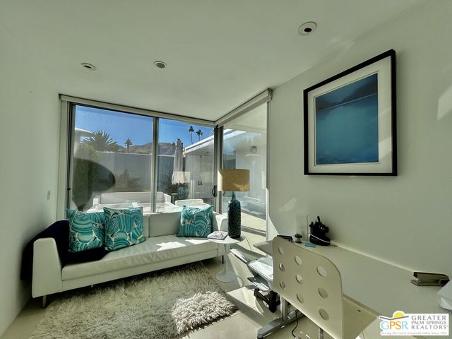 $8,000 | 16 Lakeview Drive, Palm Springs, CA 92264