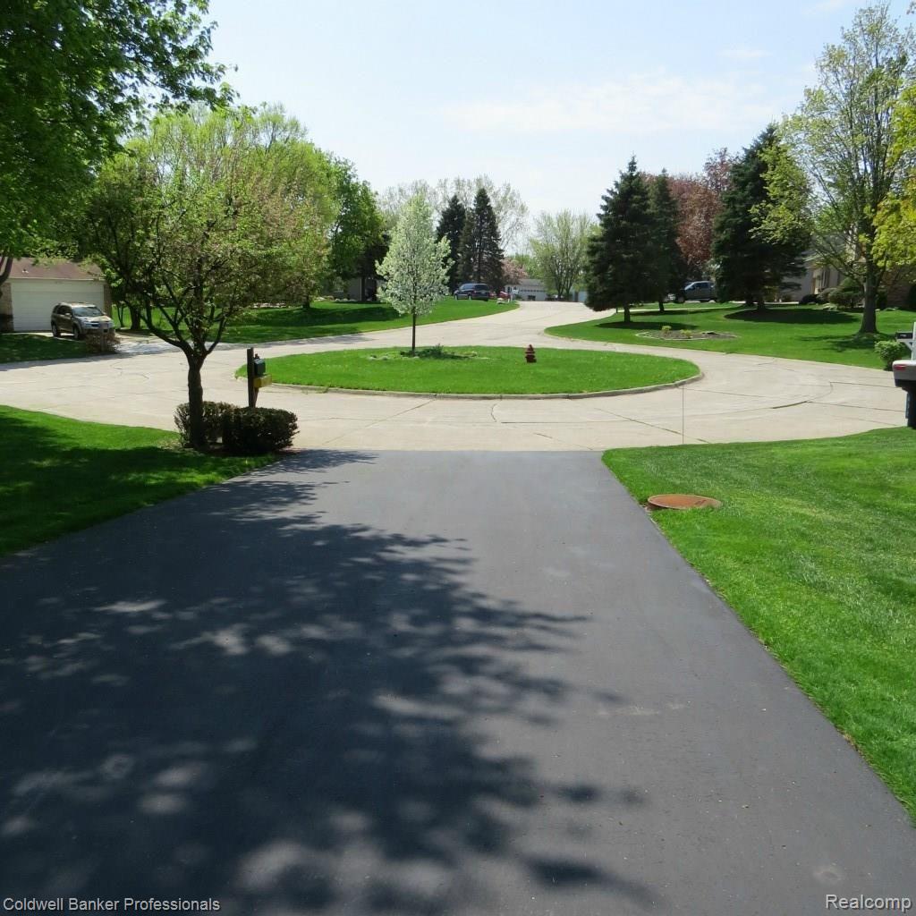 672 Rutgers Road Rochester, MI 48309 - Photo 44 of 44 Quiet cul-de-sac