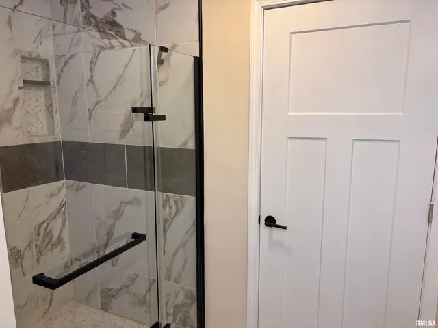 $204,900 | 504 Westhaven Drive, Centralia, IL 62801