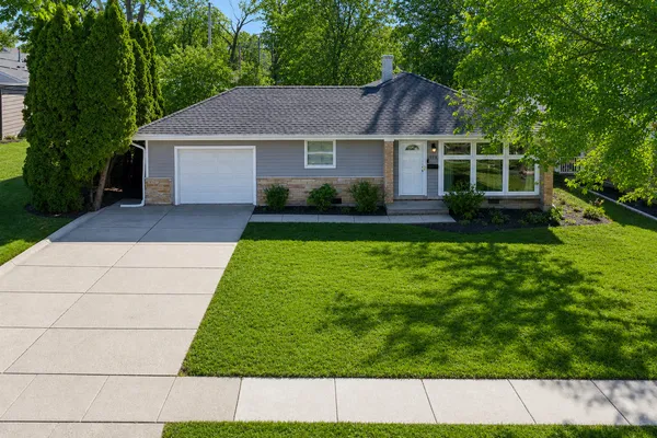 $499,900 | 1913 Milton Avenue, Northbrook, IL 60062