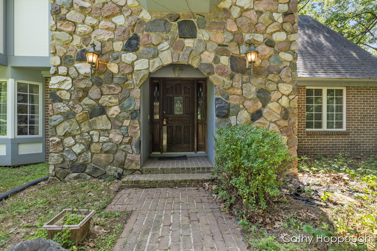 735 Prairie Creek Road Ionia, MI 48846 - Photo 2 of 81