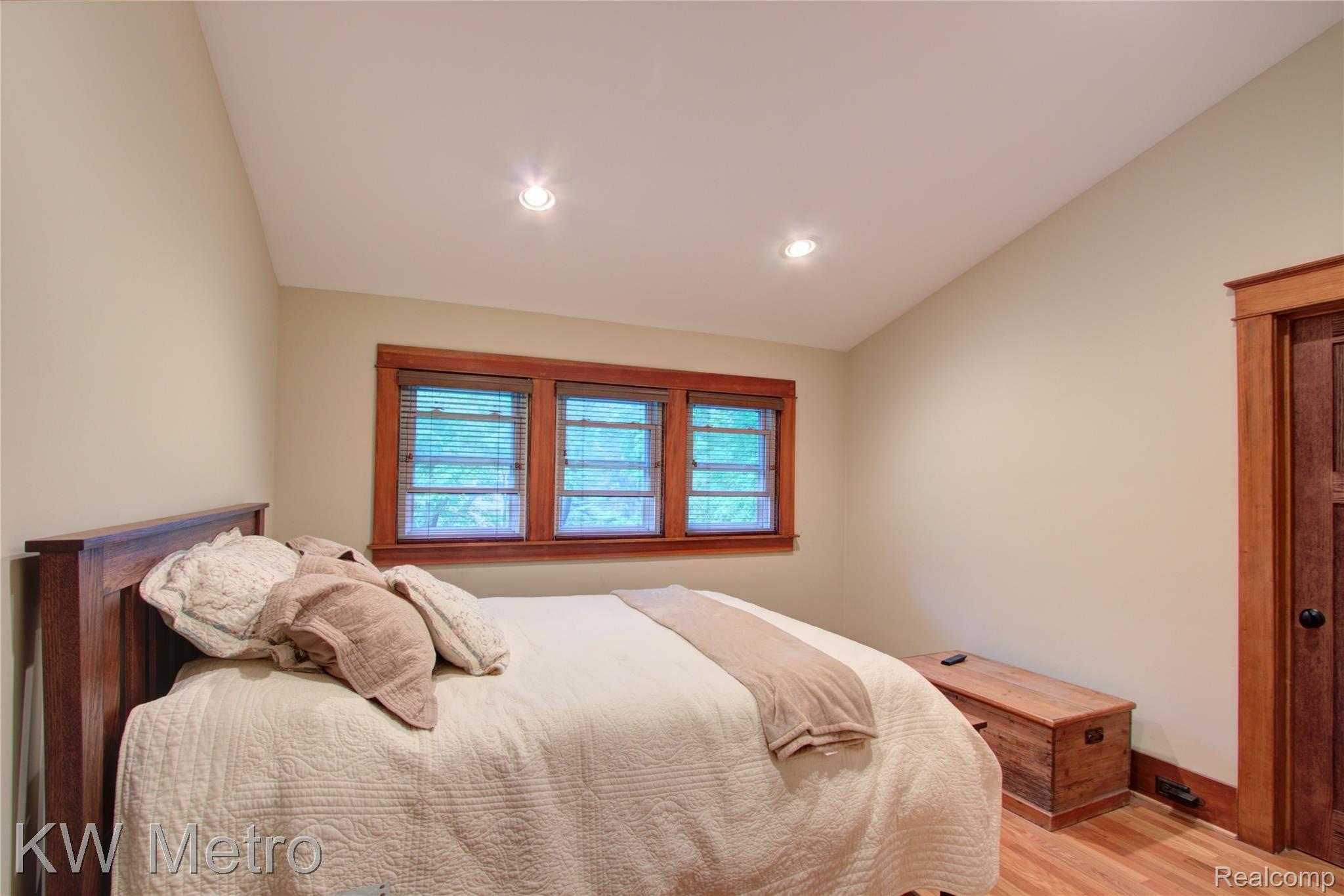 37 Devonshire Road Pleasant Ridge, MI 48069 - Photo 24 of 34 37 Devonshire Rd. 24
