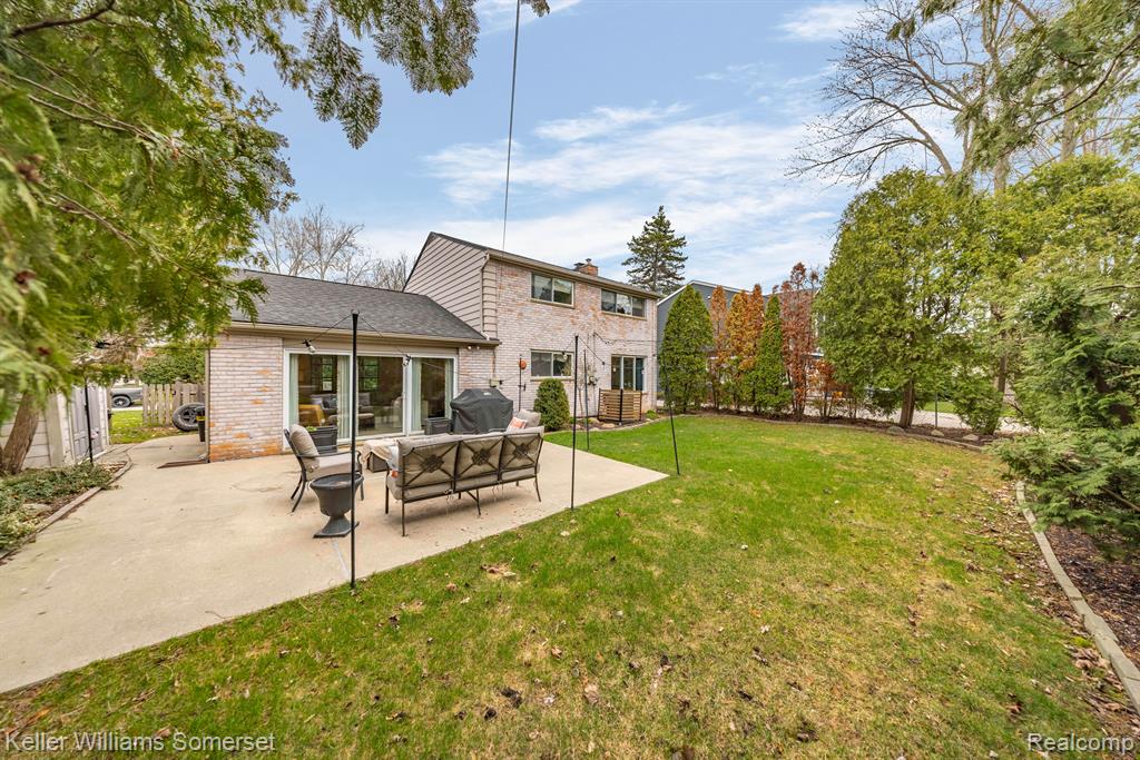 839 Cook Road Grosse Pointe Woods, MI 48236 - Photo 34 of 38