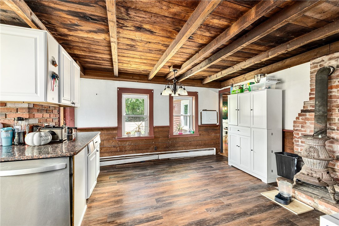 1707 Diamond Hill Road Cumberland, RI 02864 - Photo 5 of 19