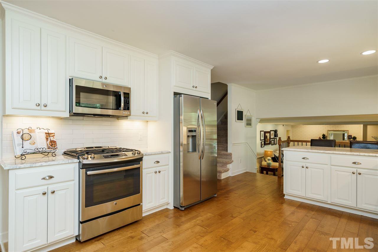 214 Queensferry Road Cary, NC 27511 - Photo 7 of 25
