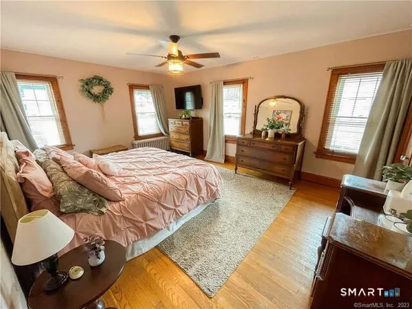 $2,850 | 16 Meriden Avenue, Meriden, CT 06451