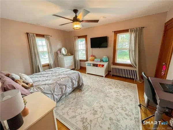 $2,850 | 16 Meriden Avenue, Meriden, CT 06451