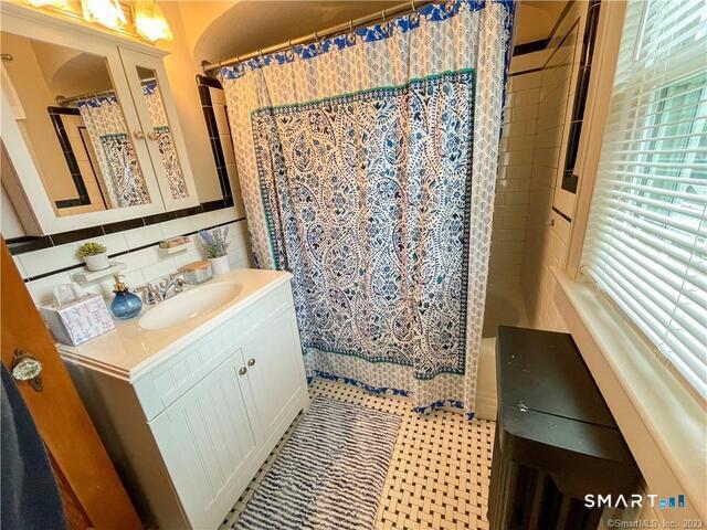 16 Meriden Avenue Meriden, CT 06451 - Photo 19 of 29