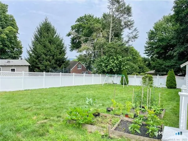 $2,850 | 16 Meriden Avenue, Meriden, CT 06451