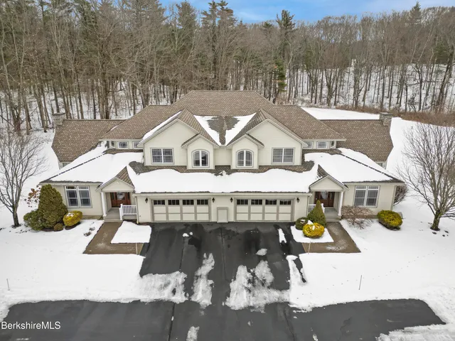 $1,250,000 | 82 Stockbridge Terrace, Unit 82, Lee, MA 01238