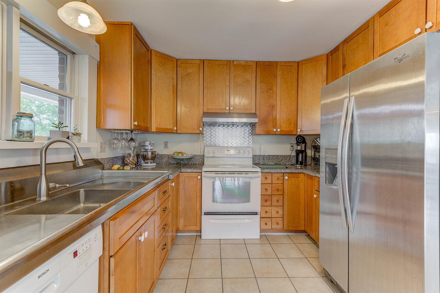18140 Possum Ridge Road Aurora, IN 47001 - Photo 16 of 37