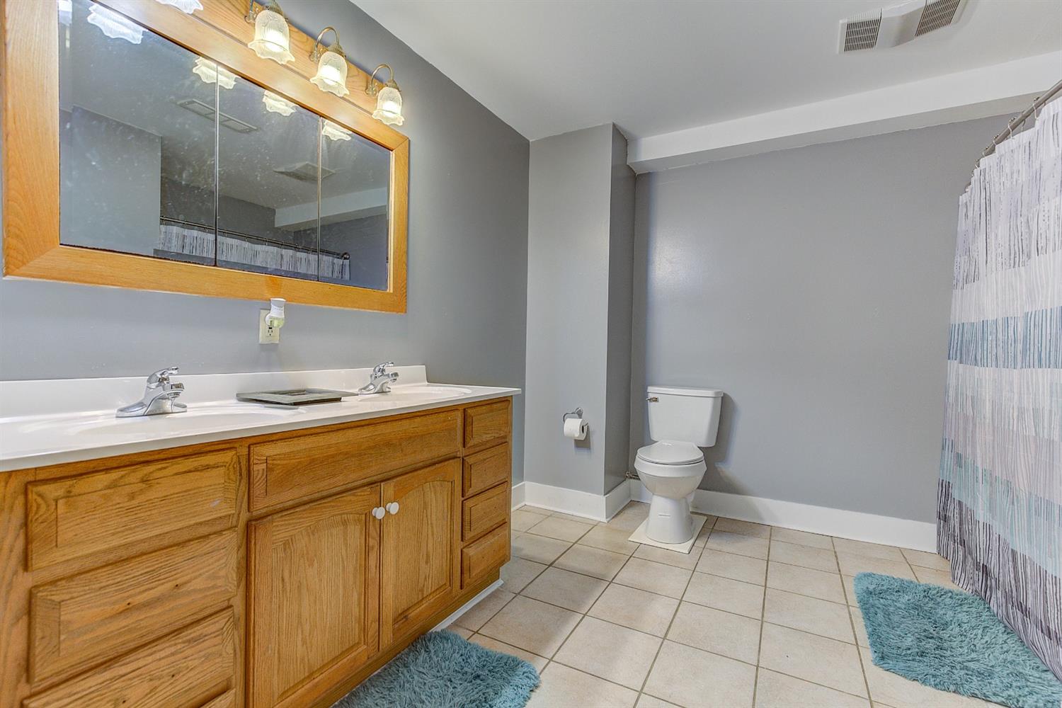 18140 Possum Ridge Road Aurora, IN 47001 - Photo 23 of 37