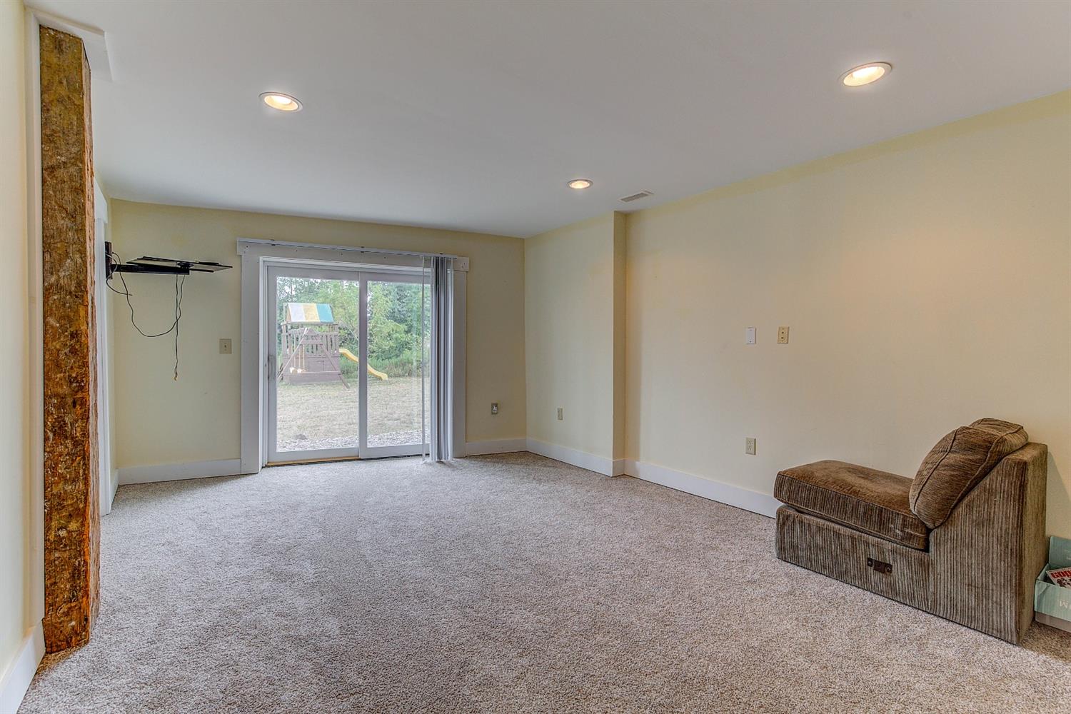18140 Possum Ridge Road Aurora, IN 47001 - Photo 24 of 37