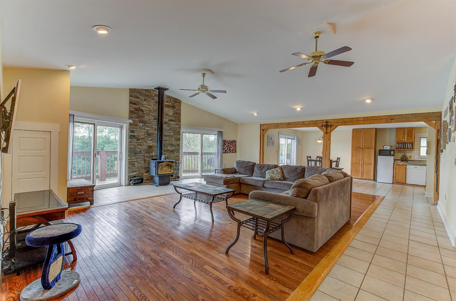 18140 Possum Ridge Road Aurora, IN 47001 - Photo 10 of 37