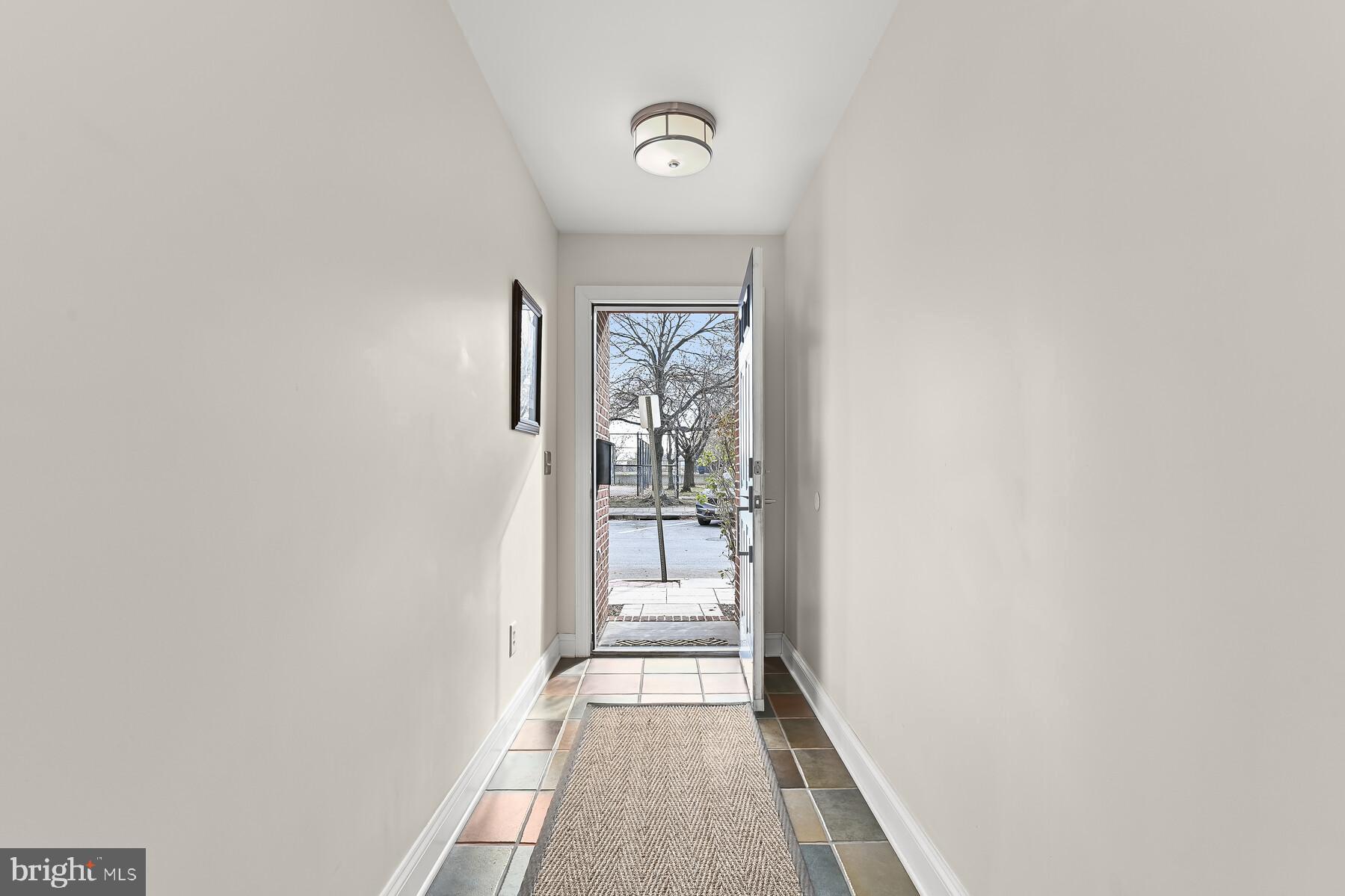 3202 Toone Street Baltimore, MD 21224 - Photo 4 of 54