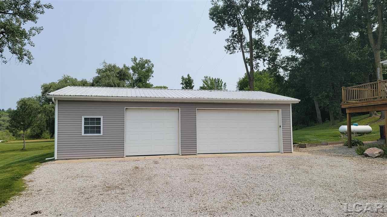 13580 Sharon Hollow Road Manchester, MI 48158 - Photo 4 of 20 50049097-3.JPG