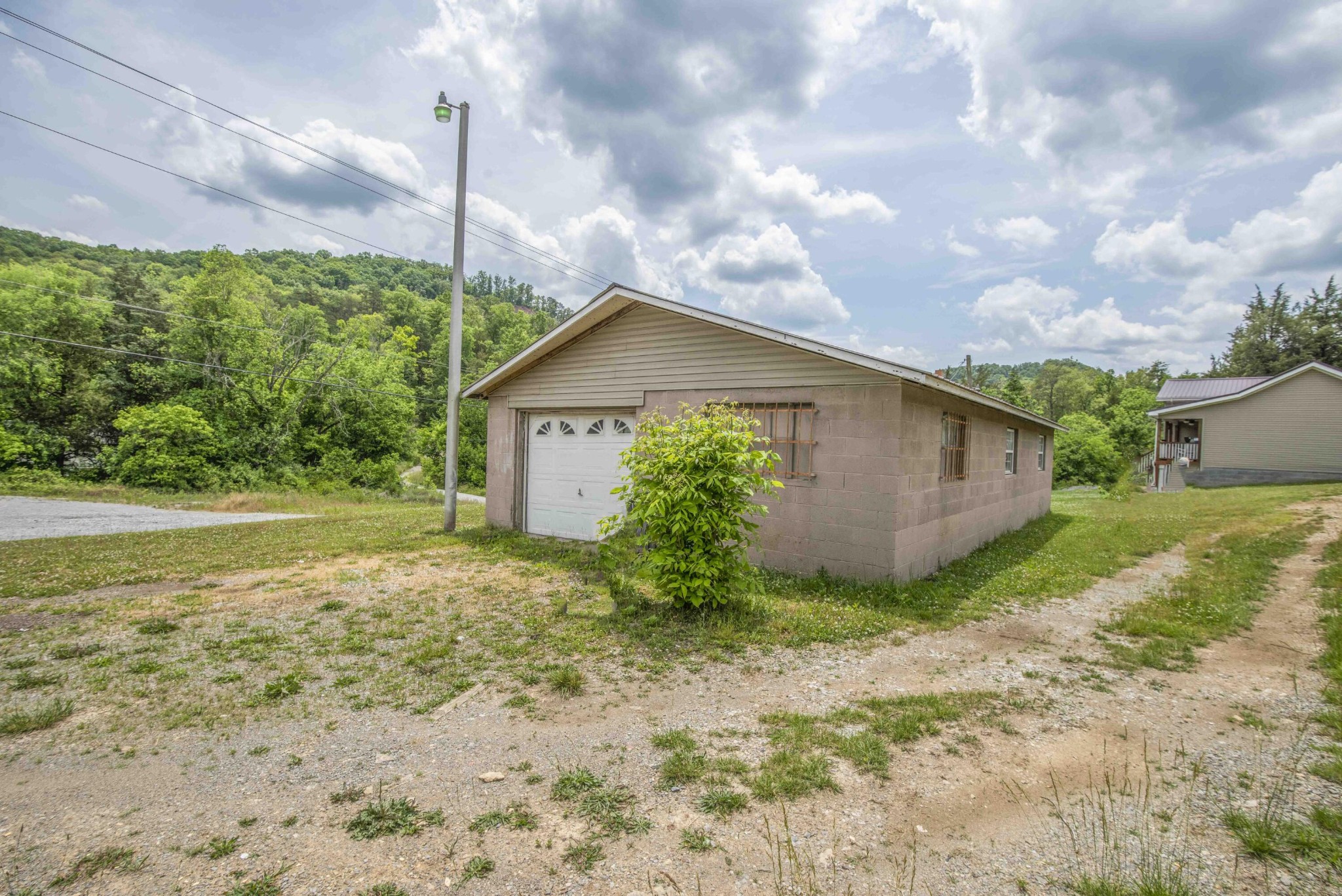 514 Loyston Road Maynardville, TN 37807 - Photo 7 of 27 Gallery Image 7