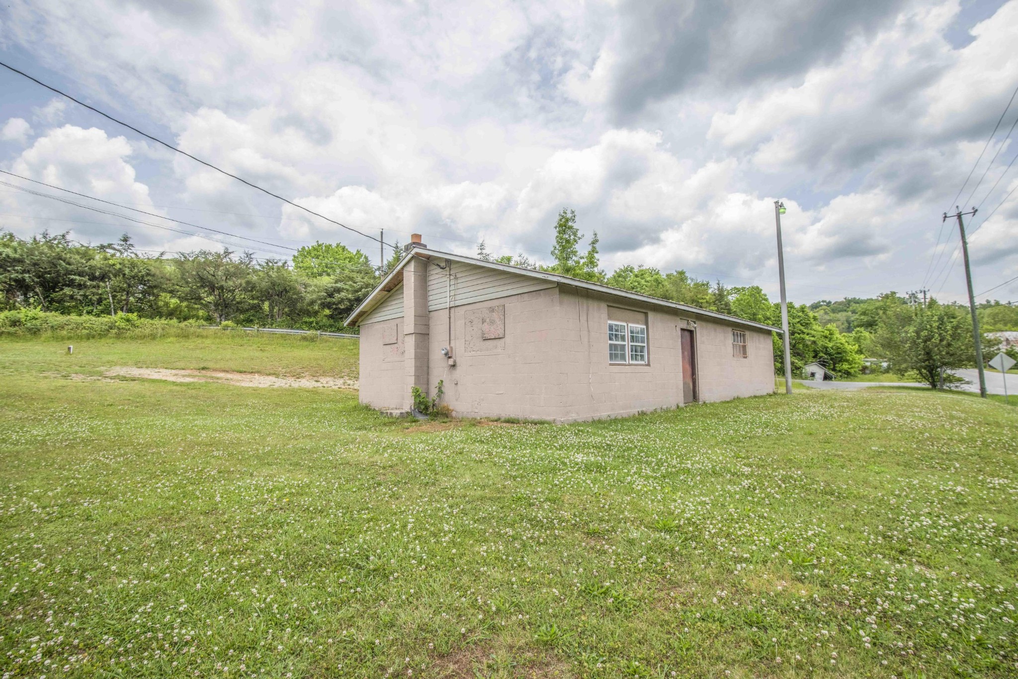 514 Loyston Road Maynardville, TN 37807 - Photo 8 of 27 Gallery Image 8