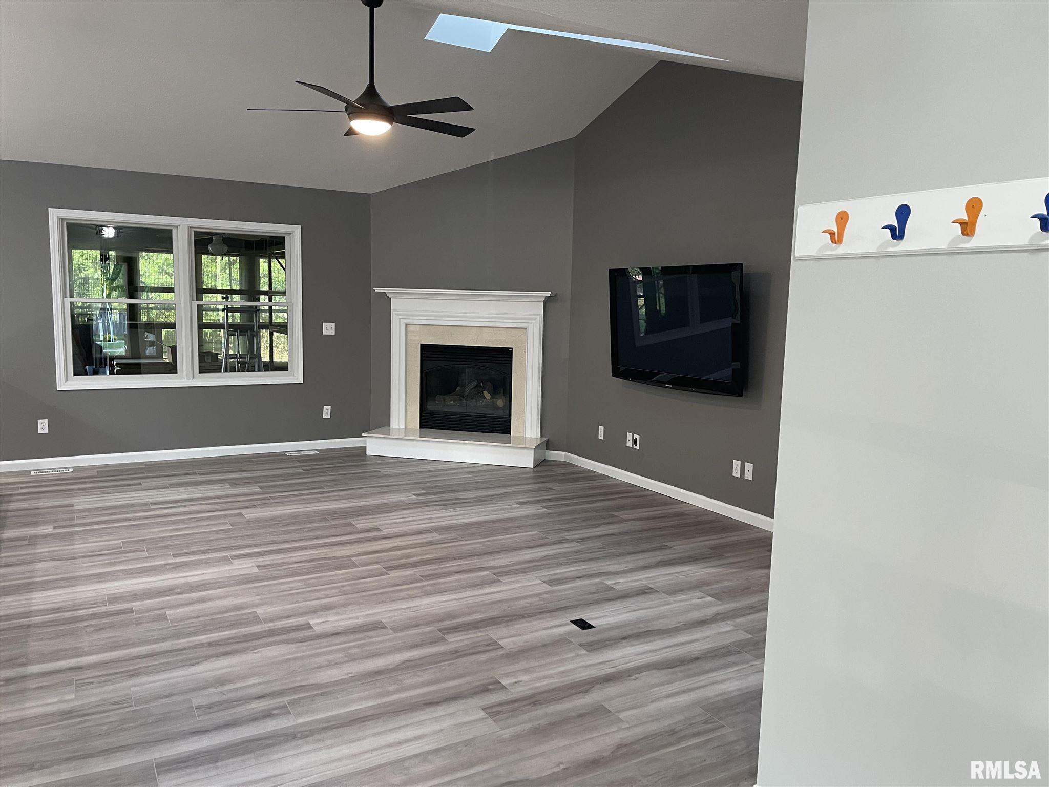 22 Maplehurst Drive Rochester, IL 62563 - Photo 8 of 25
