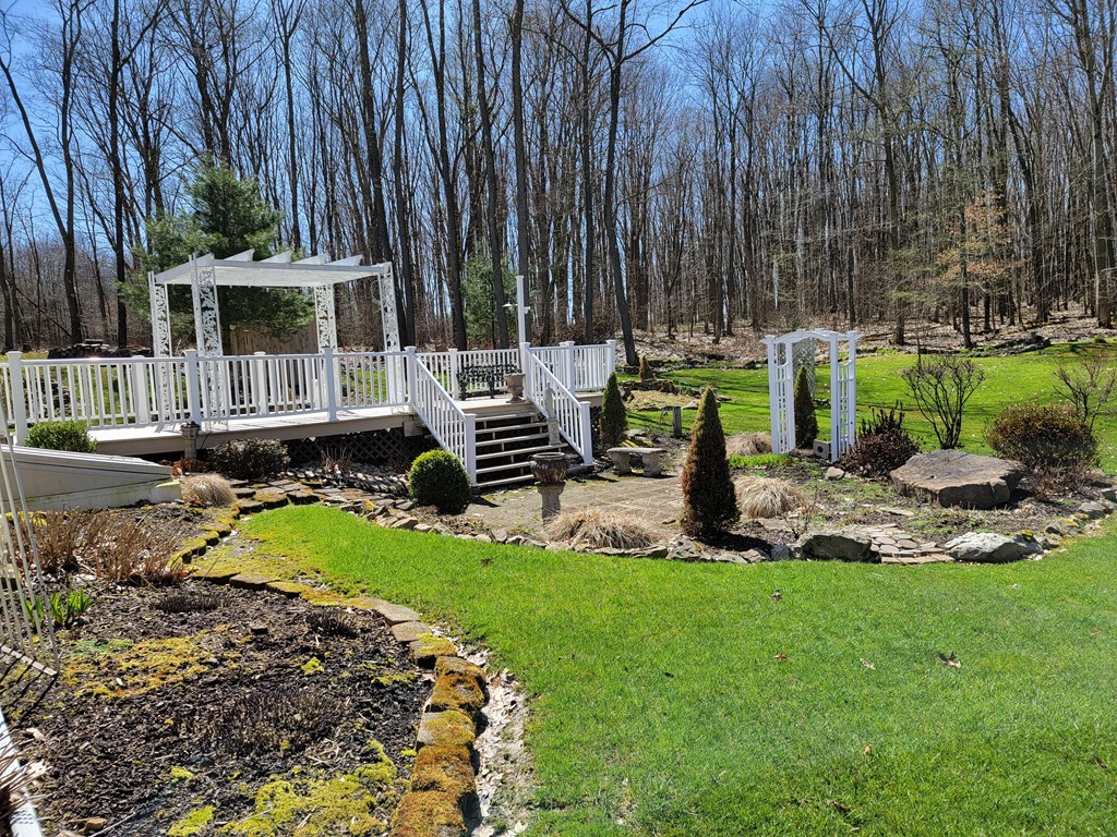 375 Schwab Road Venus, PA 16364 - Photo 3 of 27 Gallery Image 3