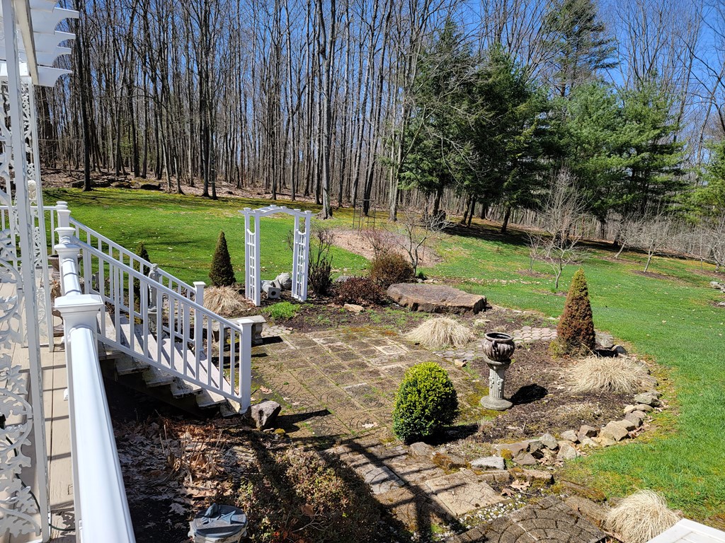 375 Schwab Road Venus, PA 16364 - Photo 5 of 27 Gallery Image 5