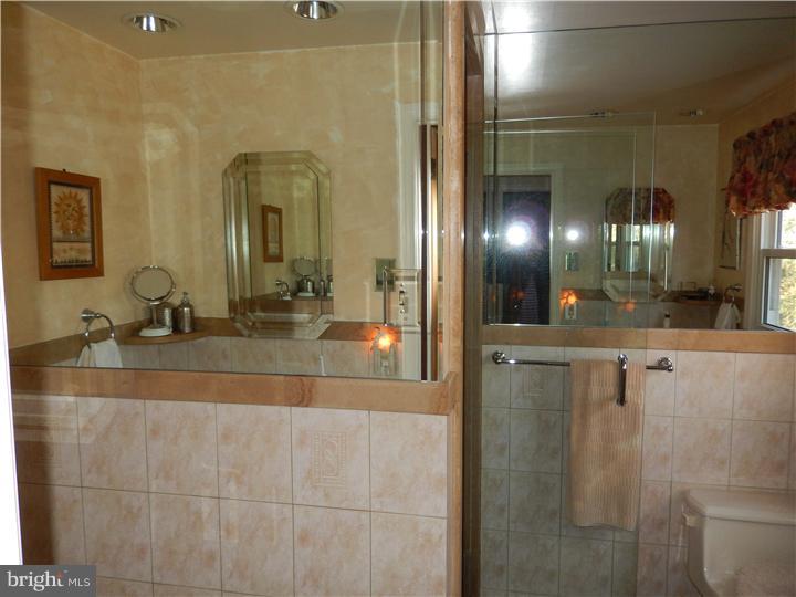 633 Paddock Road Havertown, PA 19083 - Photo 13 of 21