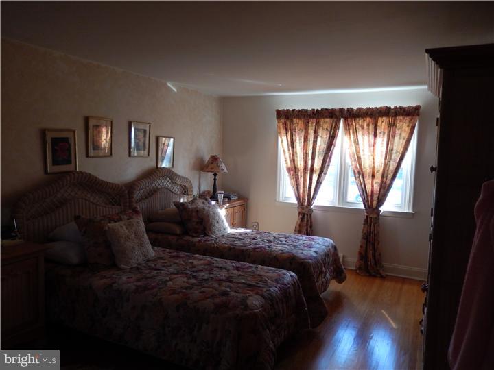 633 Paddock Road Havertown, PA 19083 - Photo 15 of 21